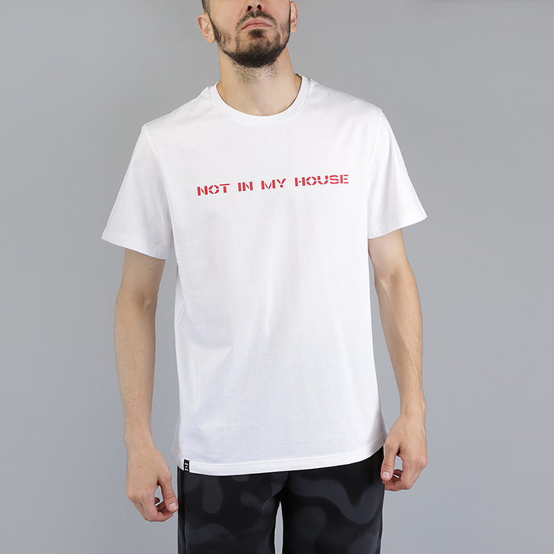 мужская белая футболка Hard Not In My House Not In My House-бел - цена, описание, фото 1